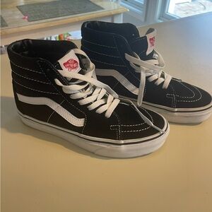 High-top Vans worn twice-Excellent condition. Size 6